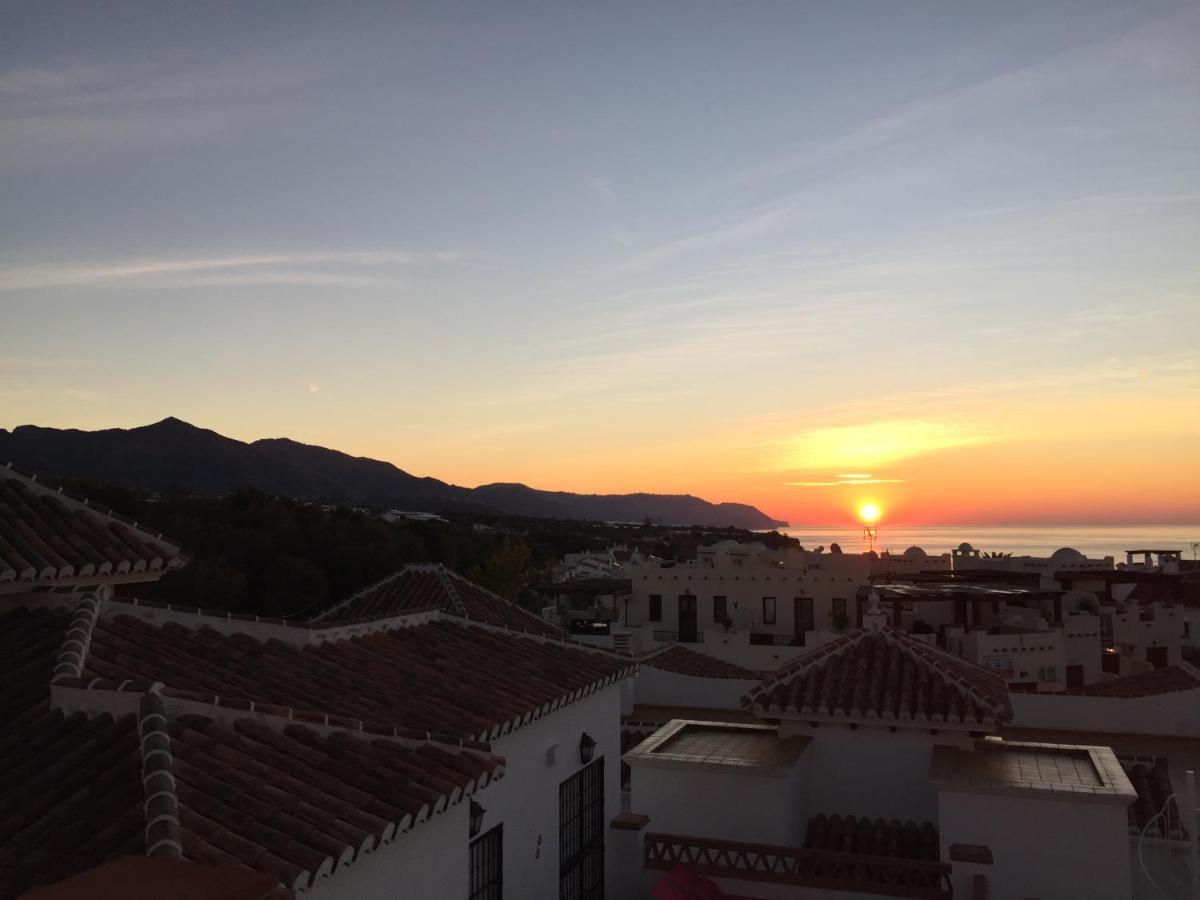 Burriana Beach, Pool, Big Terrace, Superb Seaviews Nerja Exterior photo